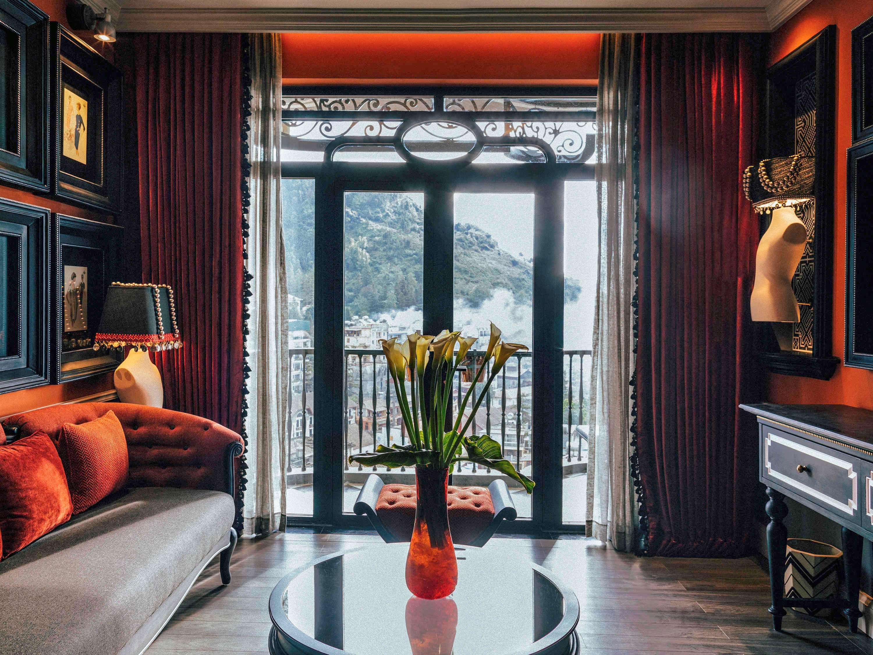 Hotel De La Coupole - Mgallery Sapa Bagian luar foto A suite at the Mandarin Oriental, Geneva