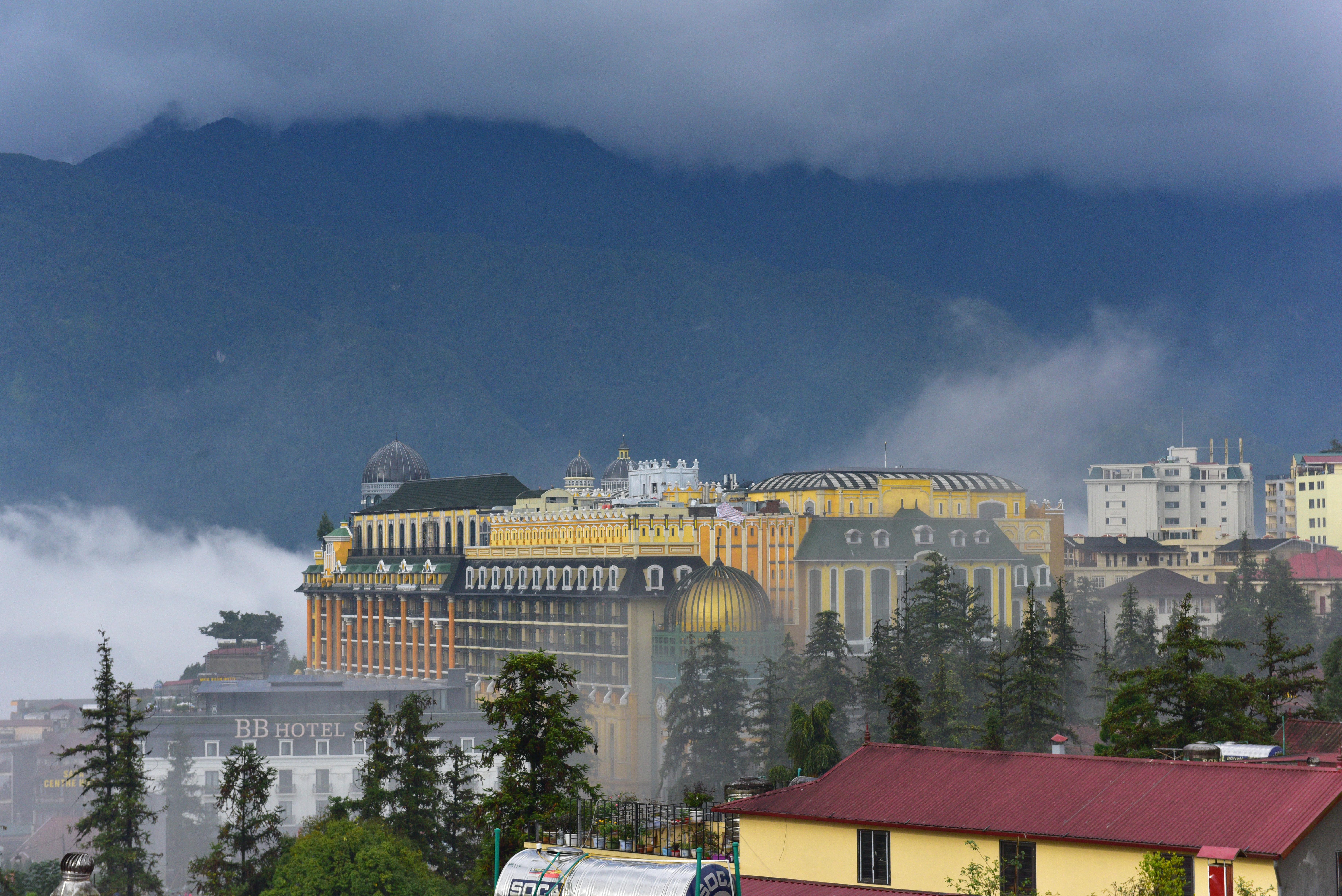 Hotel De La Coupole - Mgallery Sapa Bagian luar foto The resort in 2013